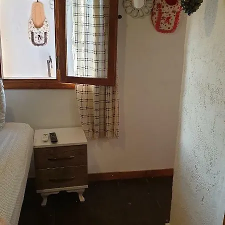 Oda ve Kahvaltı Sirin Ev 3*