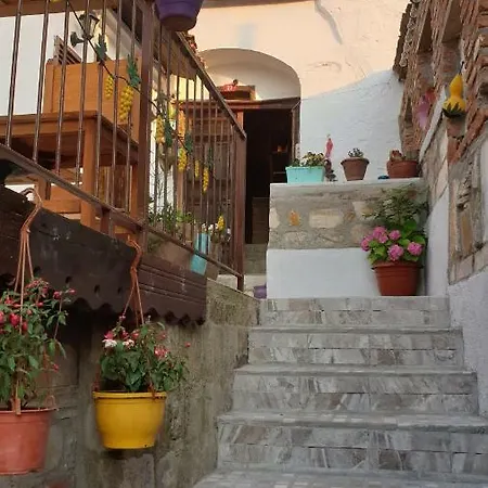 فندق مبيت وإفطار Sirin Ev سلجوك
